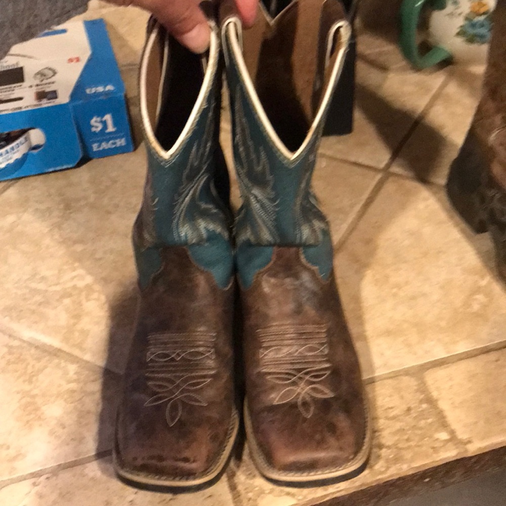 Justin’s boots